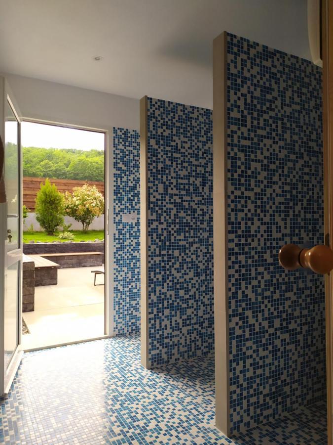 Vila Gosen Sard 外观 照片